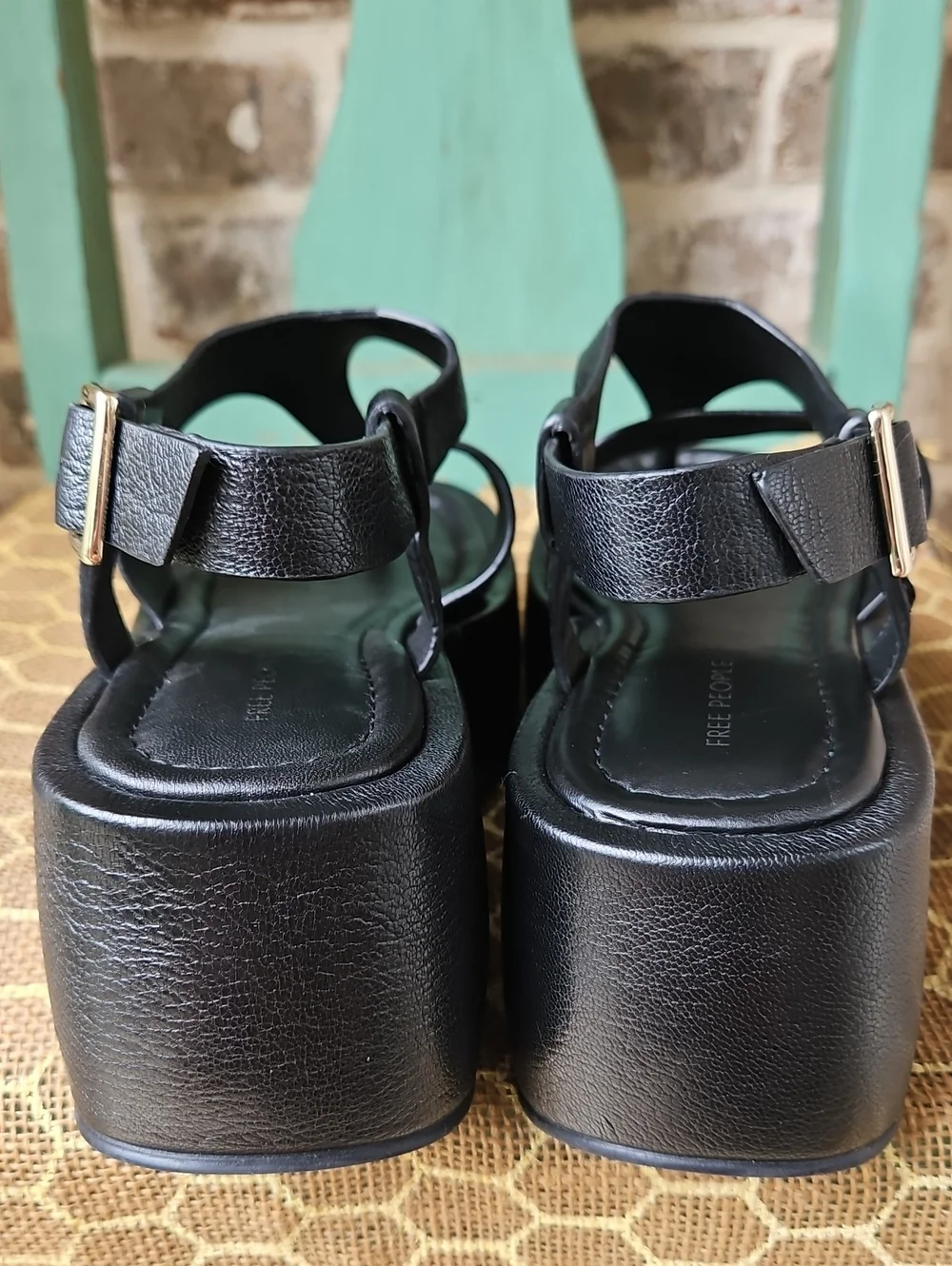 Free People Holt Black Leather Platform Size 7.5 Sandals